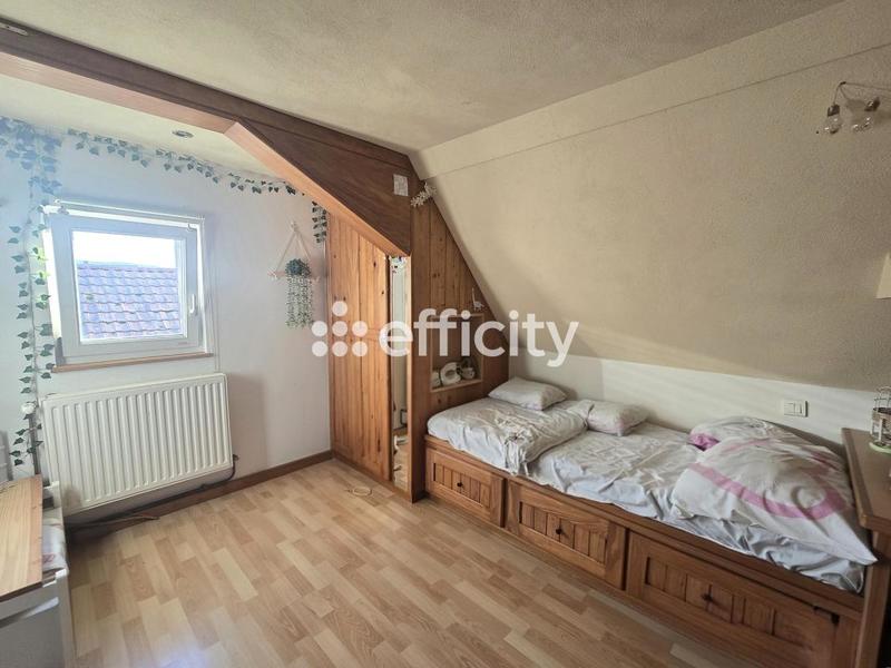 Maison traditionnelle - 160 m² - 8 pièces