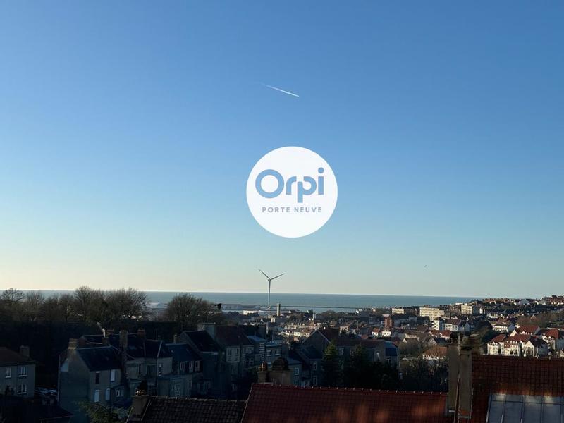 Appartement - 105 m² - 4 pièces