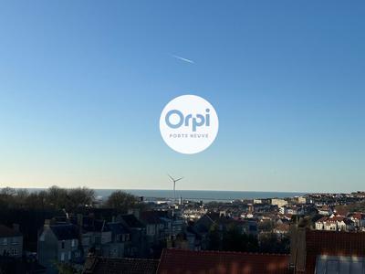 Appartement - 105 m² - 4 pièces