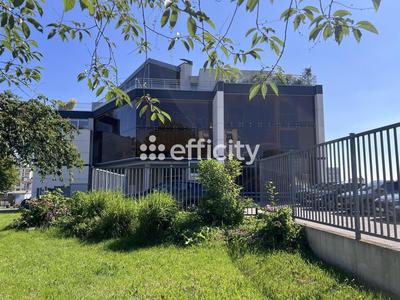 Bureau - 1 612 m² - 20 pièces