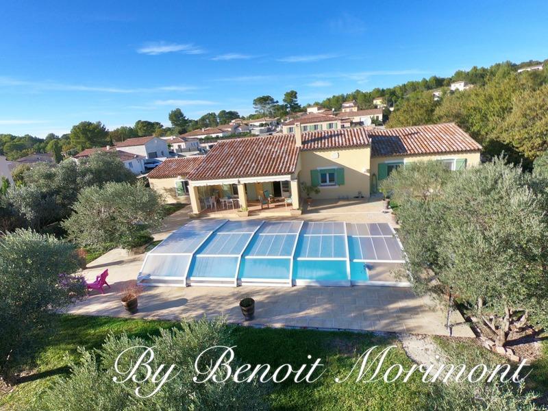 Villa - 195 m² - 8 pièces