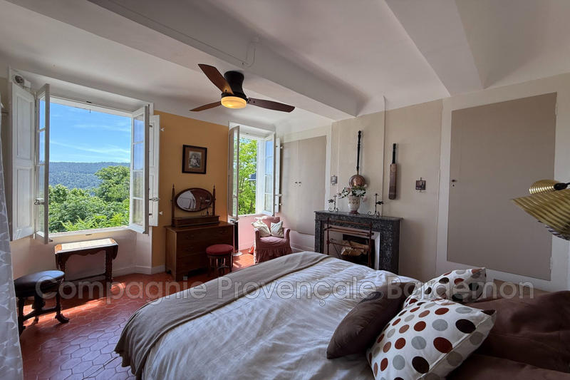 Appartement - 70 m² - 4 pièces