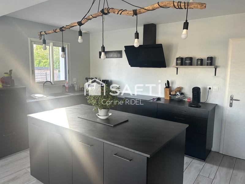 Maison - 150 m² - 5 pièces