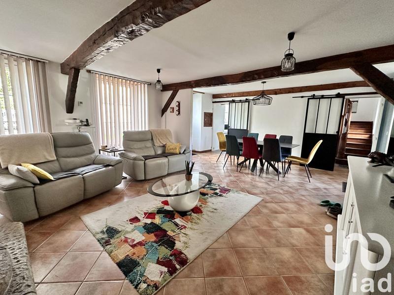 Maison - 205 m² - 8 pièces