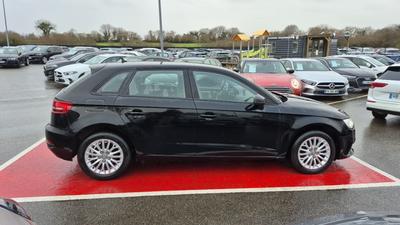 Audi A3 sportback Business 1.6 Tdi 116 s tronic 7 Line