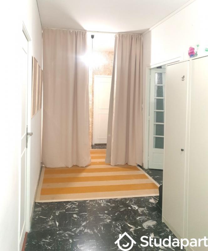 Chambre - 9 m² - 1 pièce