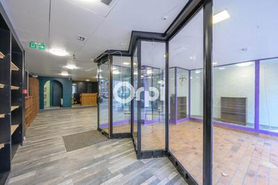 Local commercial - 112 m²