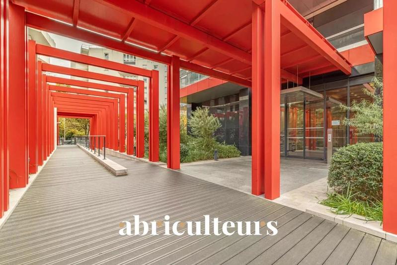 Appartement - 100 m² - 4 pièces