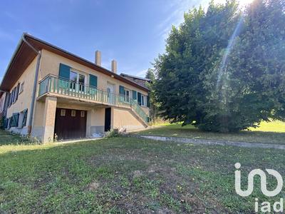 Maison - 90 m² - 5 pièces