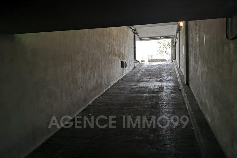 Parking / Garage - 14 m²