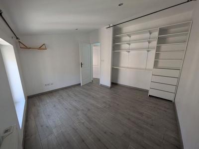 Appartement - 100 m² - 3 pièces