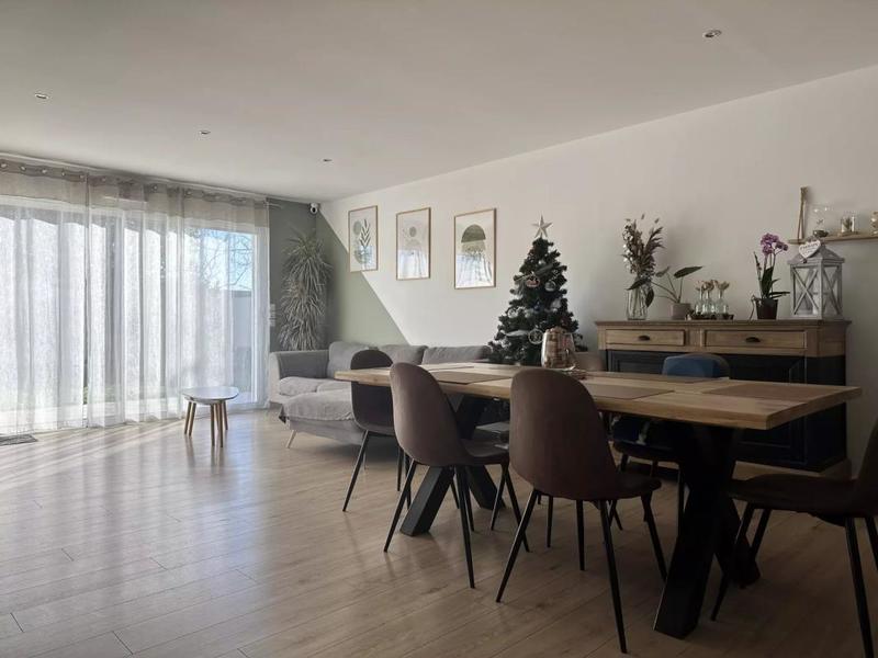 Maison - 83 m² - 4 pièces