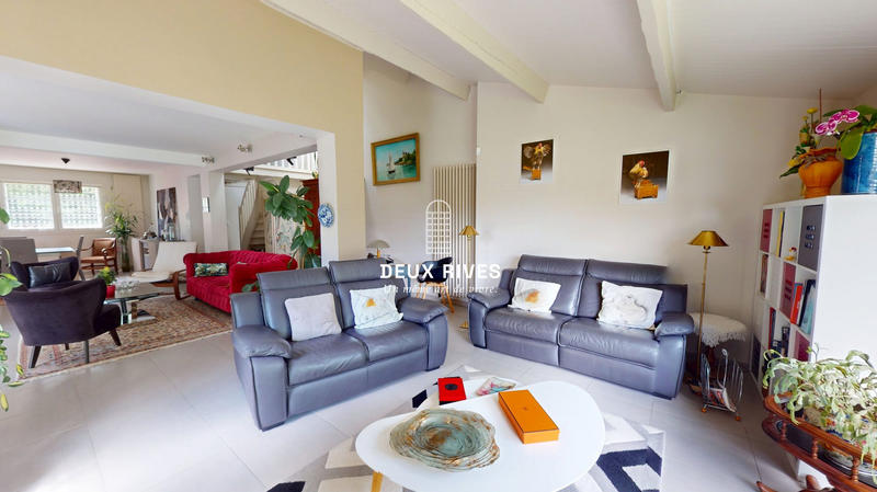 Maison ancienne - 207 m² - 7 pièces