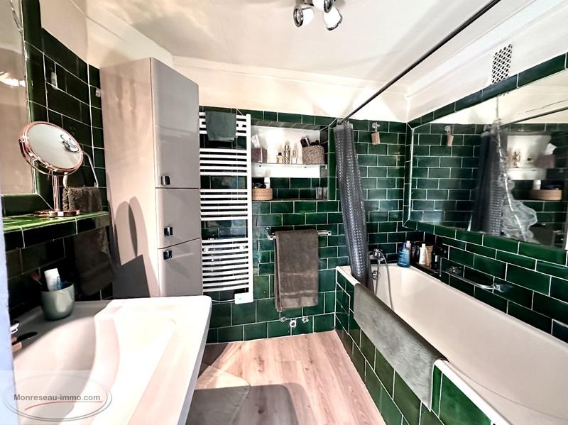 Appartement - 85 m² - 3 pièces