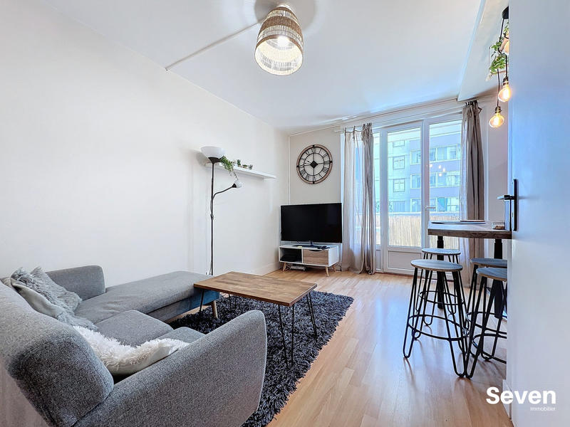 Appartement - 80 m² - 4 pièces