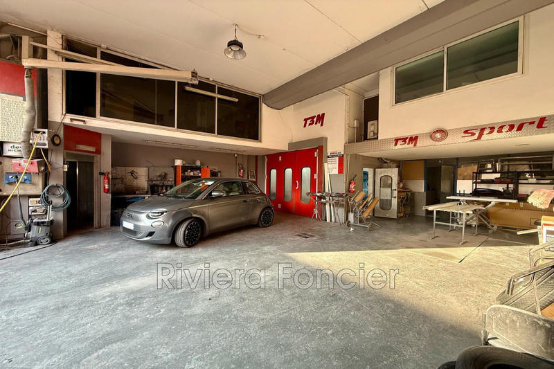 Fonds de commerce - Magasins - 200 m²