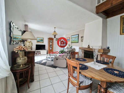 Maison - 138 m² - 6 pièces