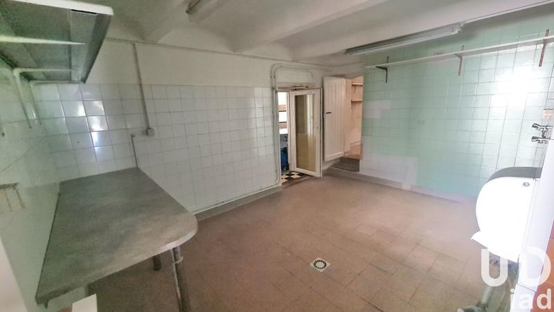 Maison - 345 m² - 15 pièces