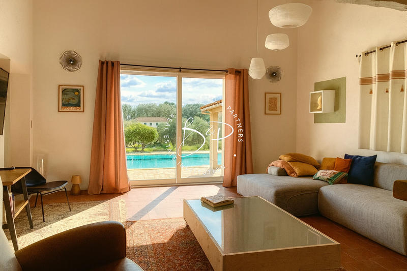 Maison - 140 m² - 7 pièces