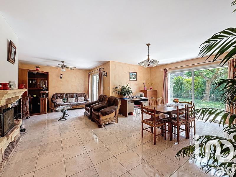 Maison - 170 m² - 5 pièces