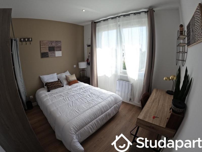 Chambre - 234 m² - 1 pièce