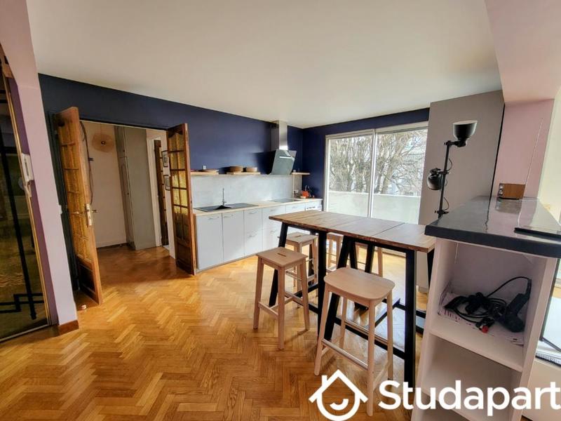 Chambre - 11 m² - 1 pièce