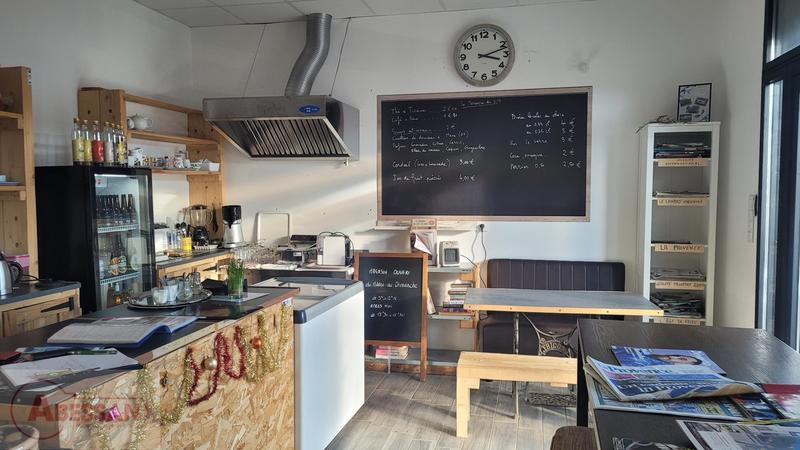 Local d'activités - 163 m²