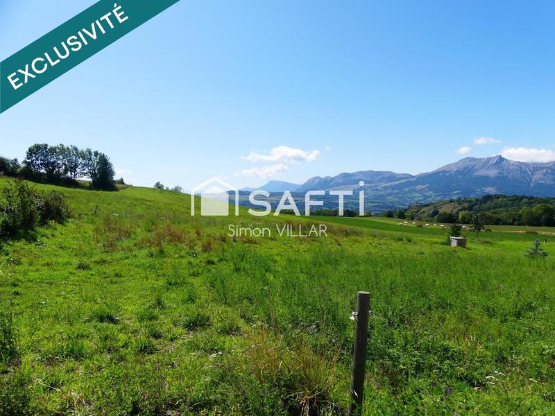 Terrain - 749 m²