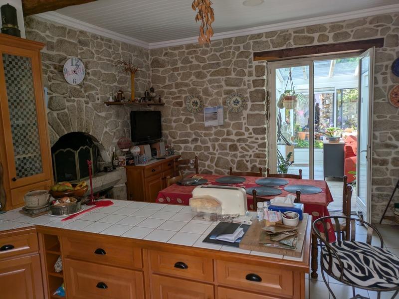 Maison - 195 m² - 9 pièces