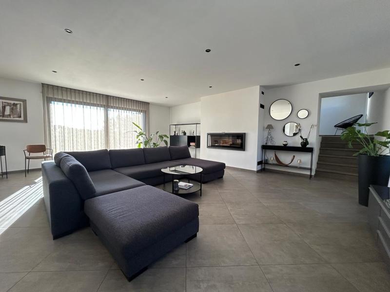 Maison - 172 m² - 4 pièces