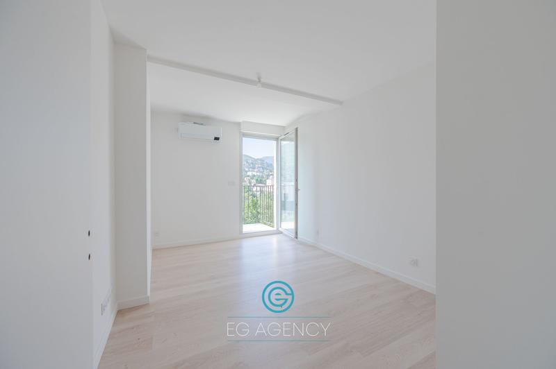 Appartement - 115 m² - 4 pièces