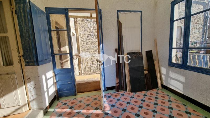 Mas - 60 m² - 6 pièces