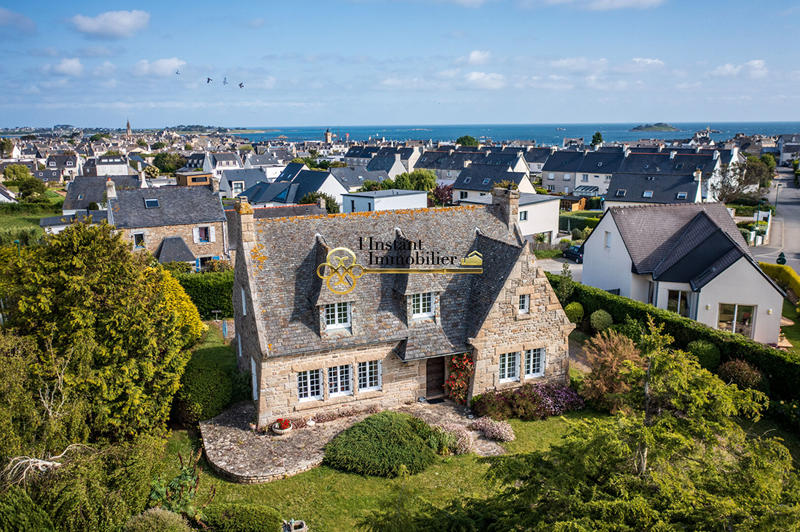 Demeure - 160 m² - 6 pièces