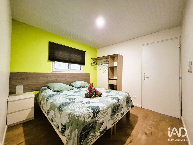 Maison - 249 m² - 10 pièces