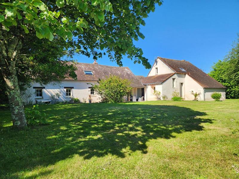 Maison - 255 m² - 7 pièces