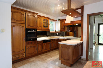 Maison - 149 m² - 7 pièces