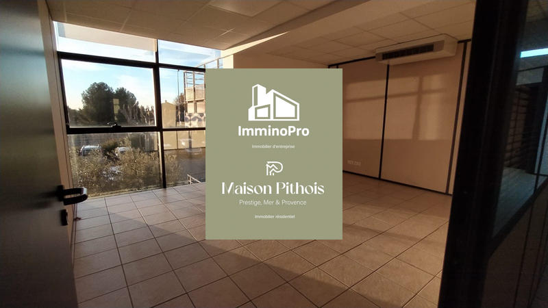 Bureau - 118 m² - 5 pièces