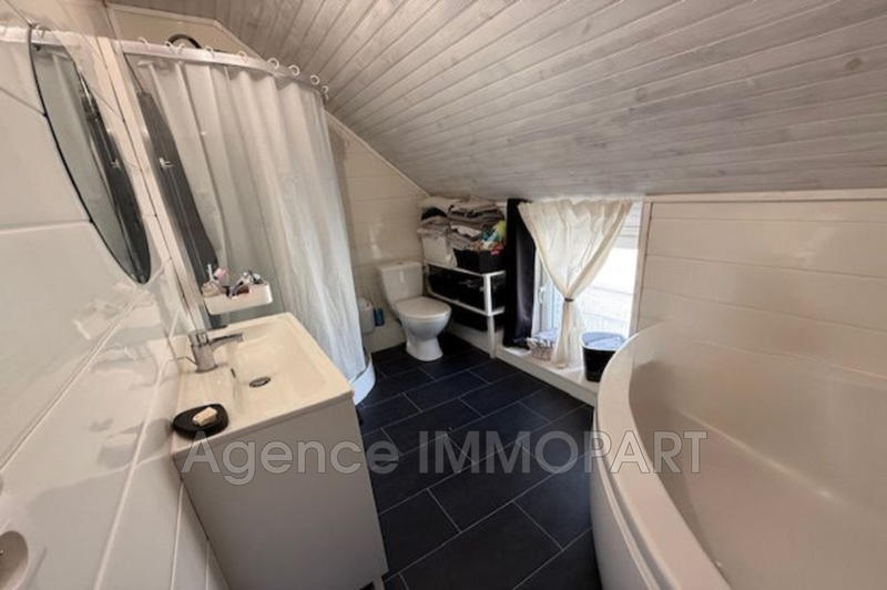 Maison - 101 m² - 5 pièces