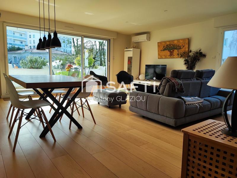 Appartement - 102 m² - 4 pièces