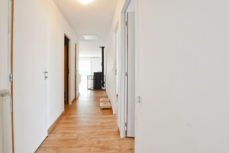 Maison - 93 m² - 5 pièces