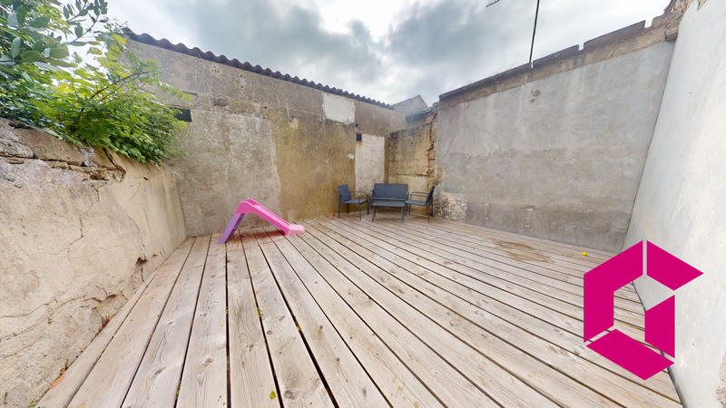 Maison ancienne - 194 m² - 6 pièces