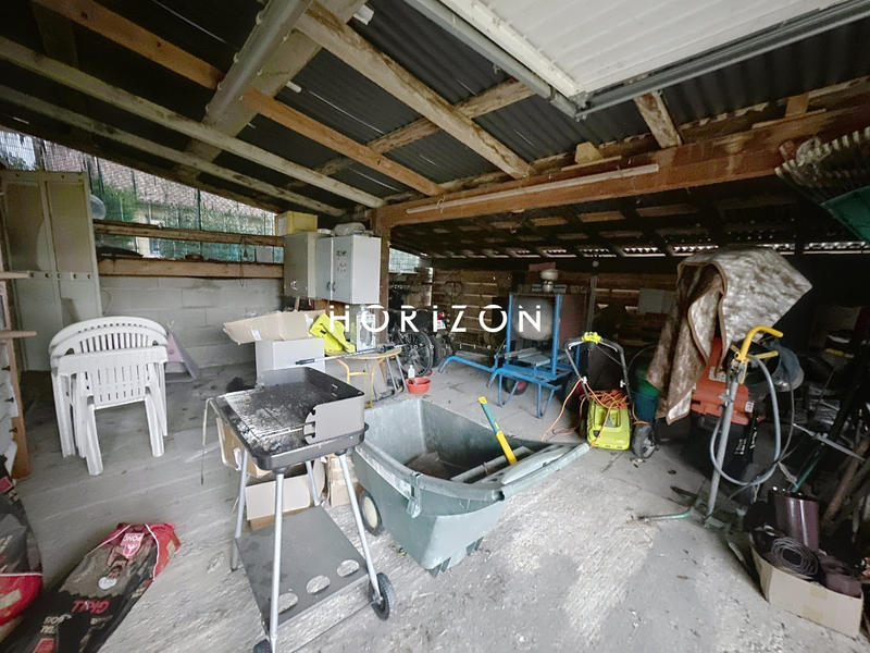 Villa - 180 m² - 8 pièces