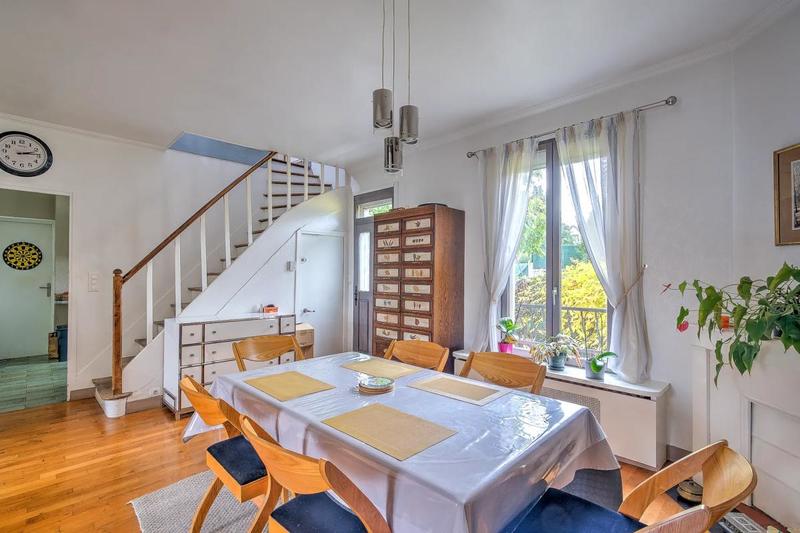 Appartement - 117 m² - 6 pièces