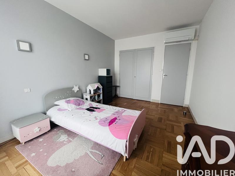 Appartement - 95 m² - 4 pièces