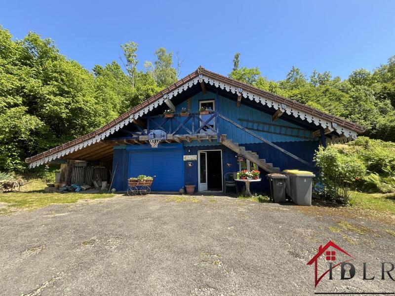 Propriété - 330 m² - 20 pièces