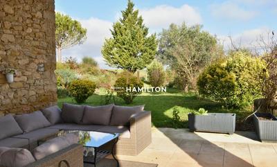 Maison - 399 m² - 11 pièces