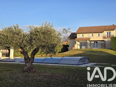 Maison de maîtres - 160 m² - 8 pièces