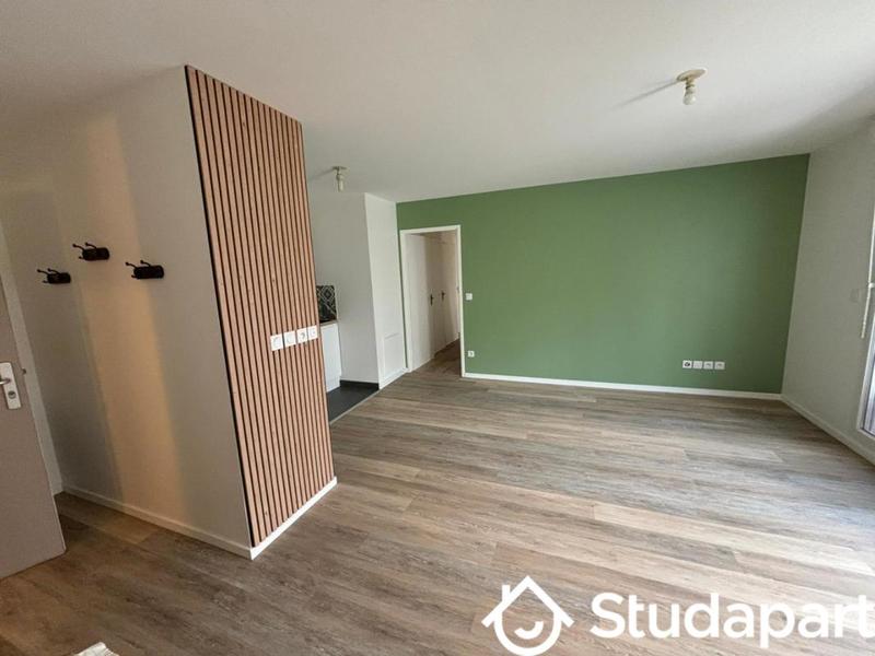 Chambre - 11 m² - 1 pièce