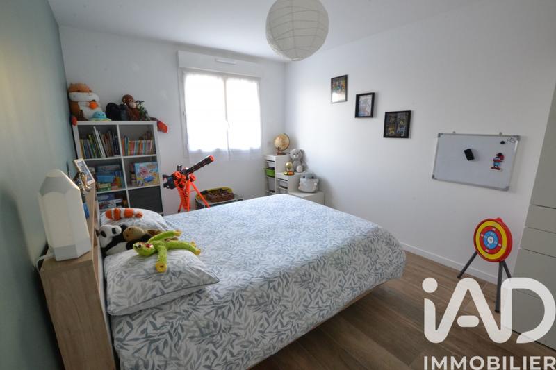 Maison - 230 m² - 7 pièces