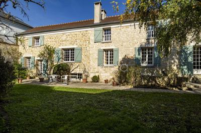 Maison ancienne - 205 m² - 7 pièces